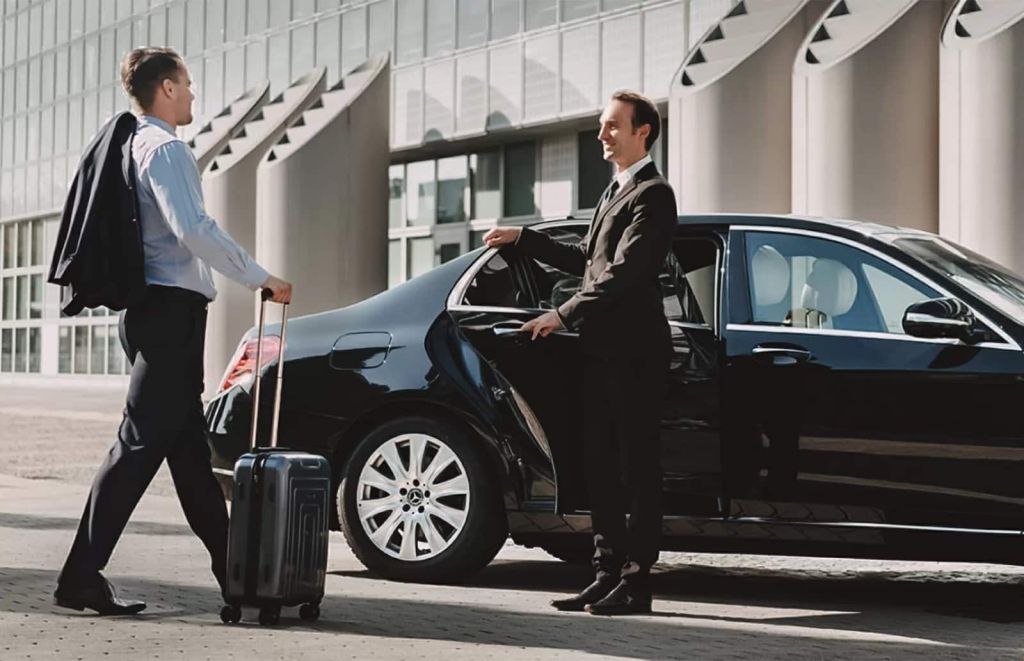 Airport Transfer Chauffeur Service in NY – Black Car Lux